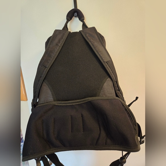 M Rock Outdoor Hiking Backpack Multiple compartment Camping Travel Bag - Picture 4 of 16